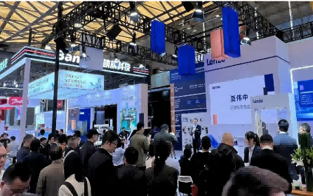 Lenze định nghĩa tương lai mới của ngành hậu cần với sự đổi mới hiệu quả và tốc độ